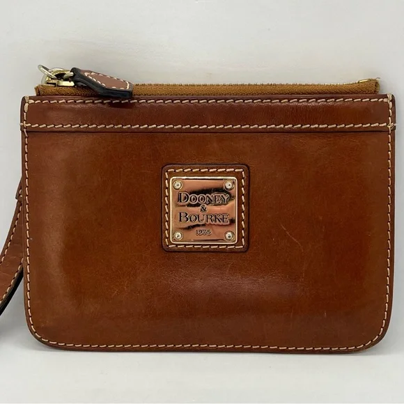 Dooney & Bourke Brown Leather Wristlet Zip Clutch Wallet | Classic Logo | EUC - Picture 2 of 11